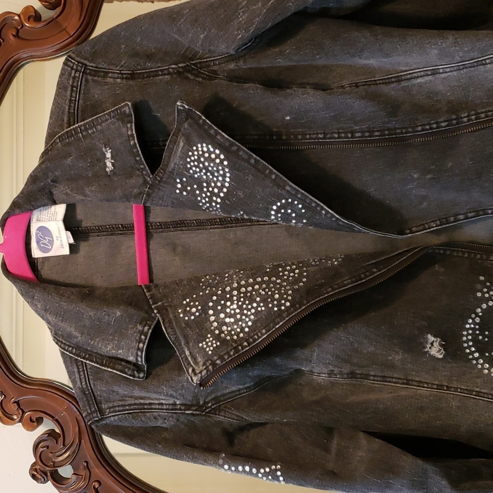 Vintage, Diana Gilman DG 2  Embellished denim blazer.  Sharp, boho&rock star!